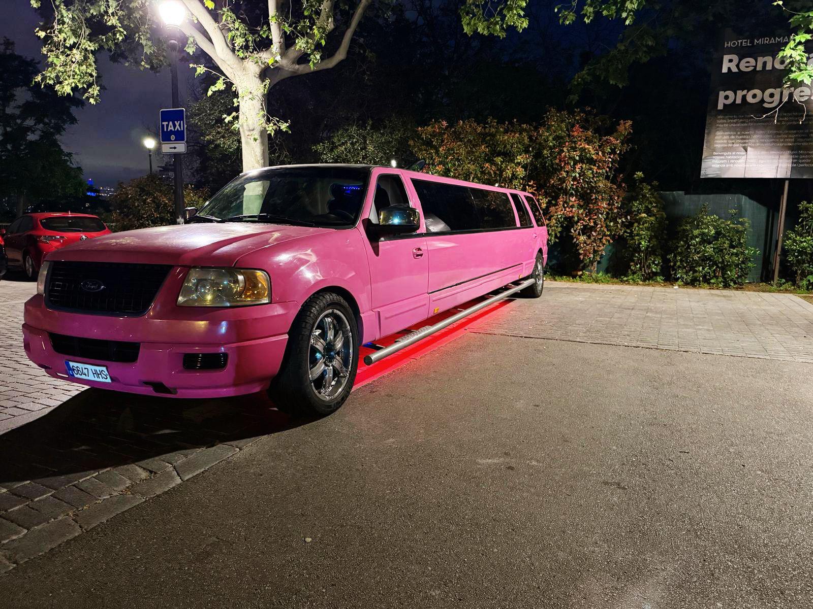 Luxuslimousine, die in Barcelona beeindruckt