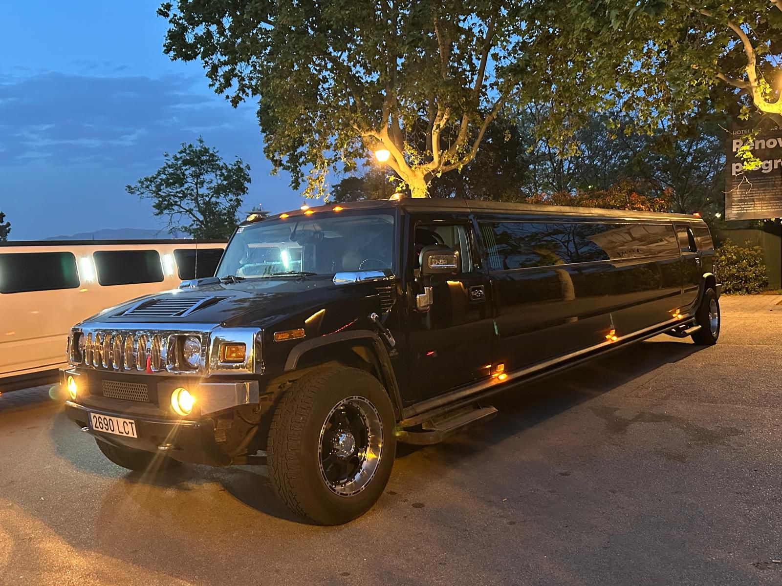 Hummer Negra (6) Limusinas Para 12 Personas